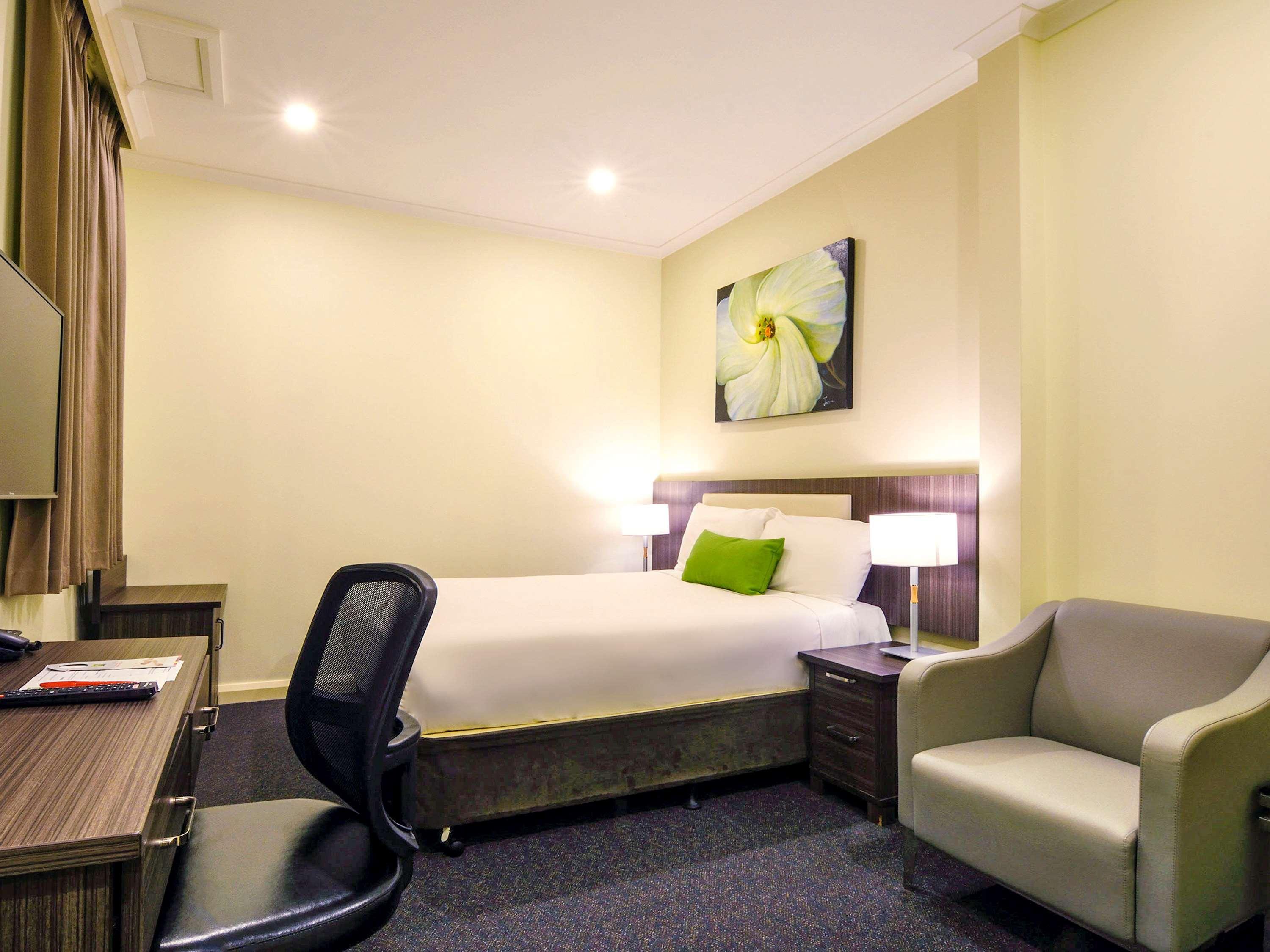 Ibis Styles Kingsgate Hotel Melbourne Exterior photo